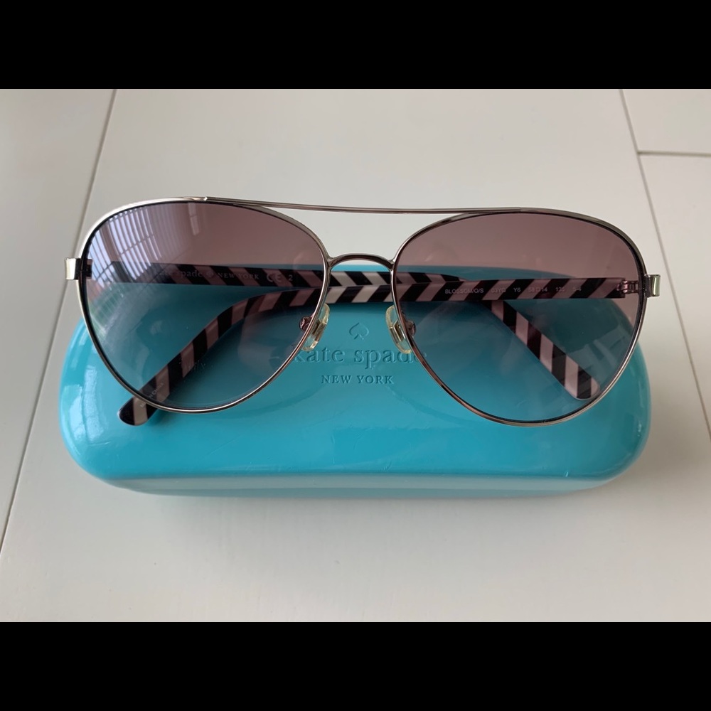 Kate Spade Blossom Sunglasses w/ Case - Silver - Picture 2 of 10